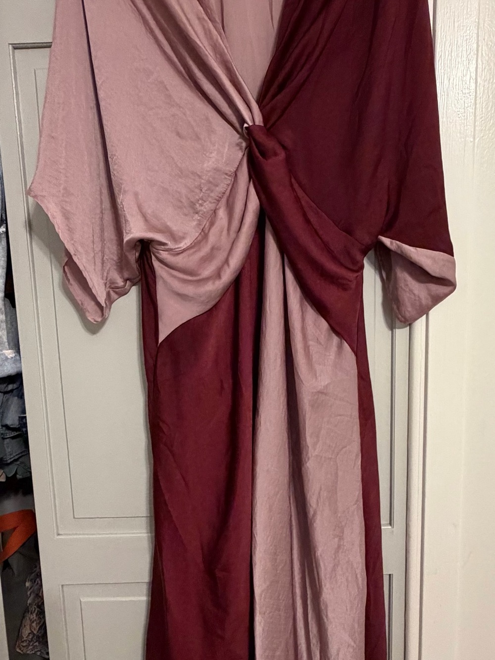 ODDY Two-Tone Twist Front Kimono Dress - Mauve & Burgundy